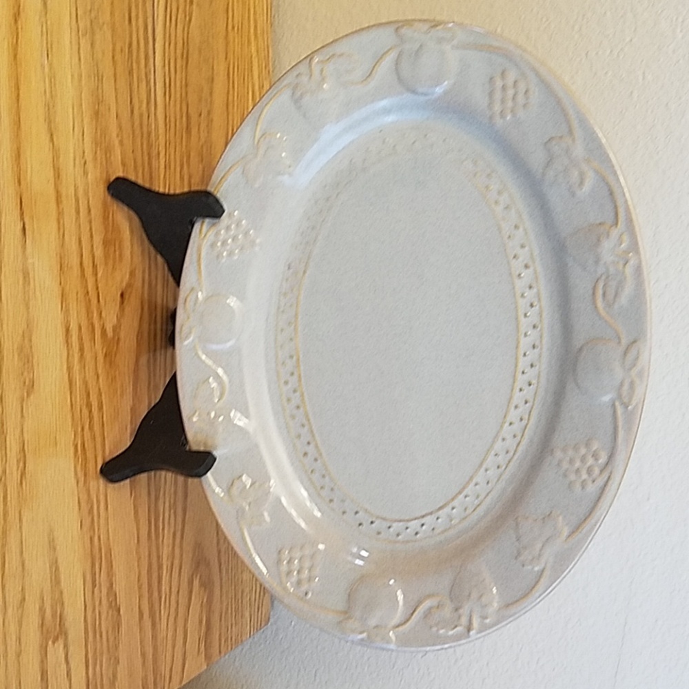 Serving dish